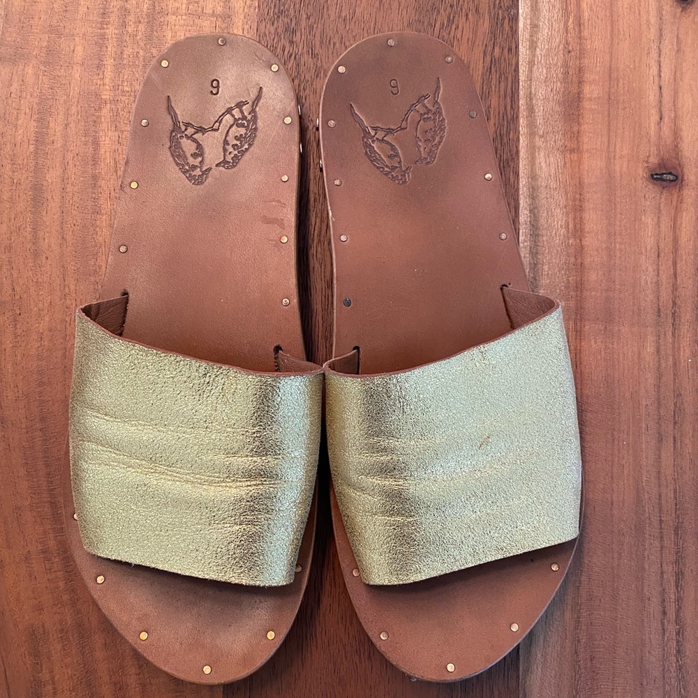 Beek Mockingbird Slide Sandals